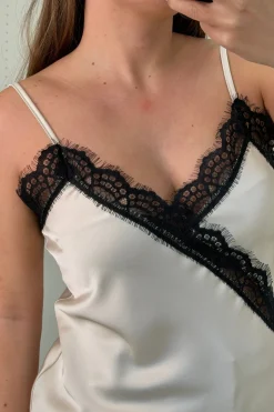 Aeivanka Top