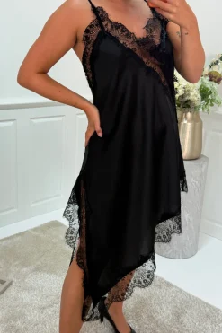Aeleni dress