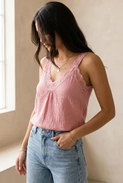 Aenora Top