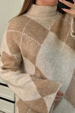 Aeyamina Knit