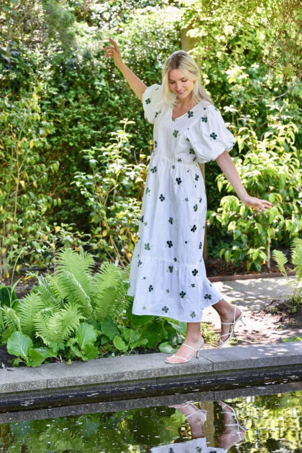 Avalbertine Dress AV8092