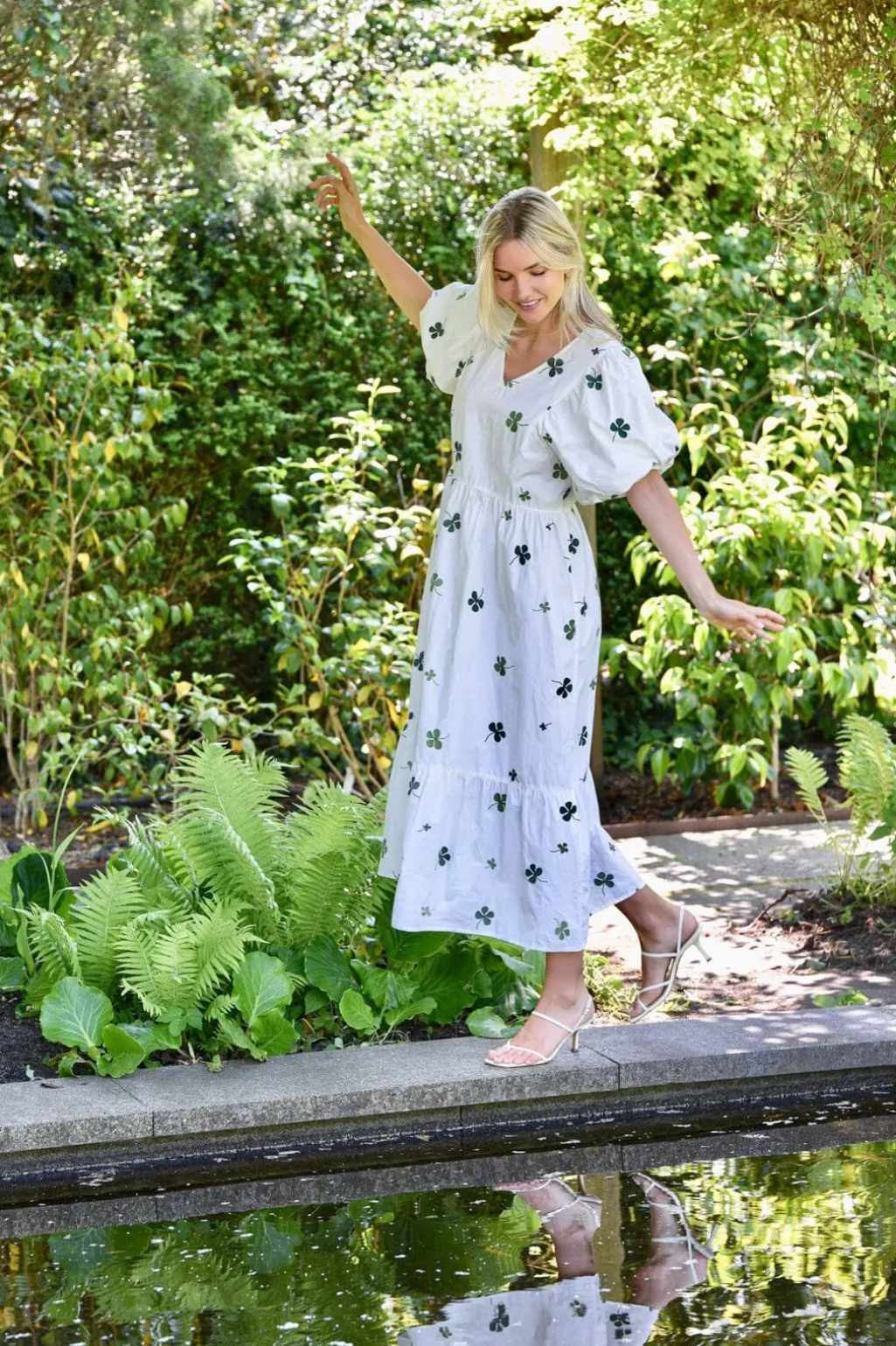 Avalbertine Dress AV8092