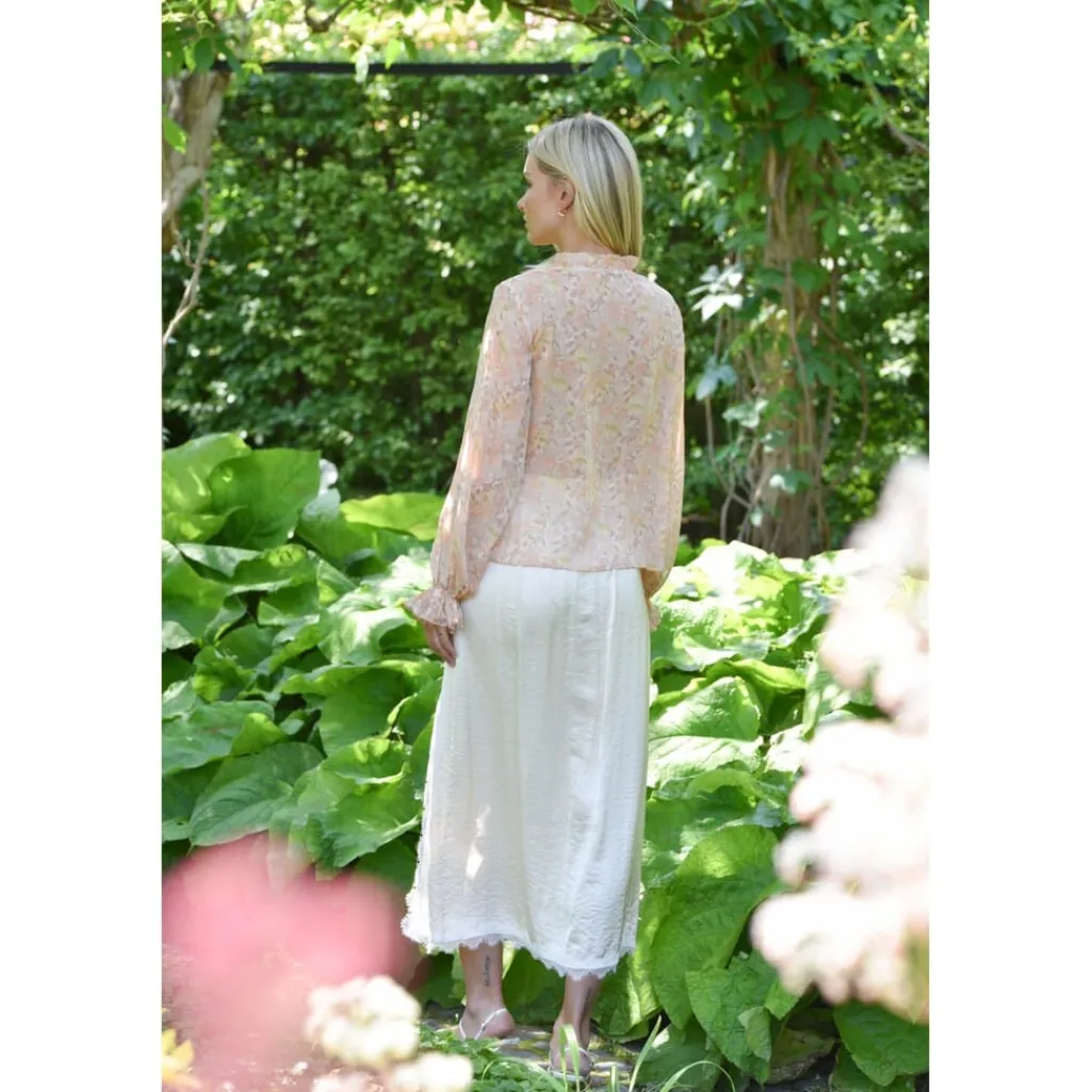 Avflounce Blouse AV4936