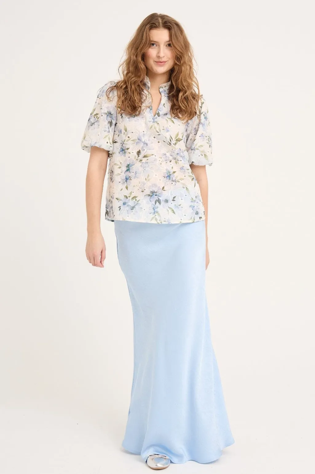 Avgrete S/S Blouse AV6057