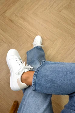 Blazalea Sneakers