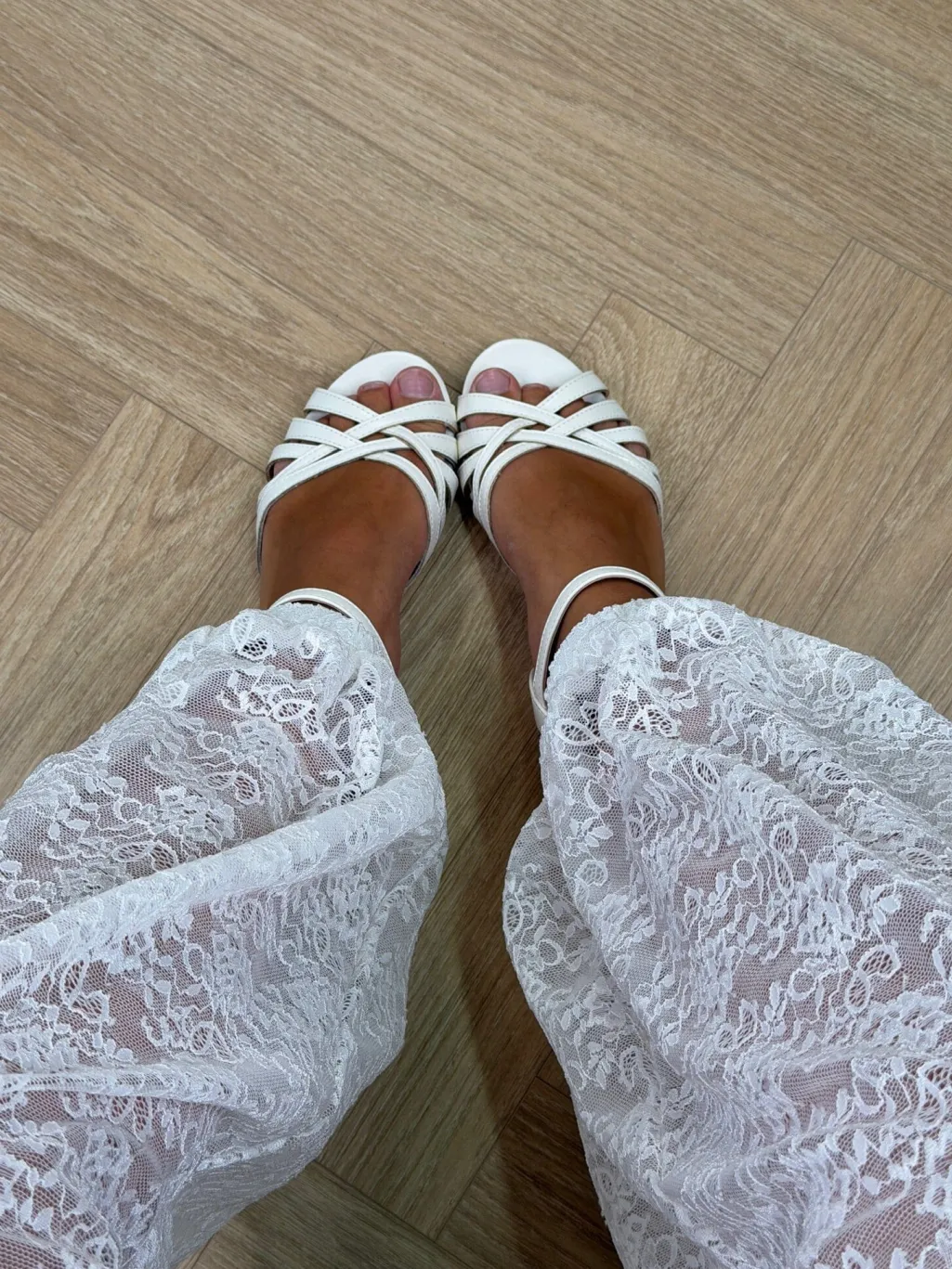 Blgeranium Sandals