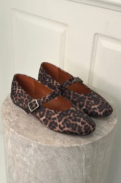 Blverbena Ballet Flats