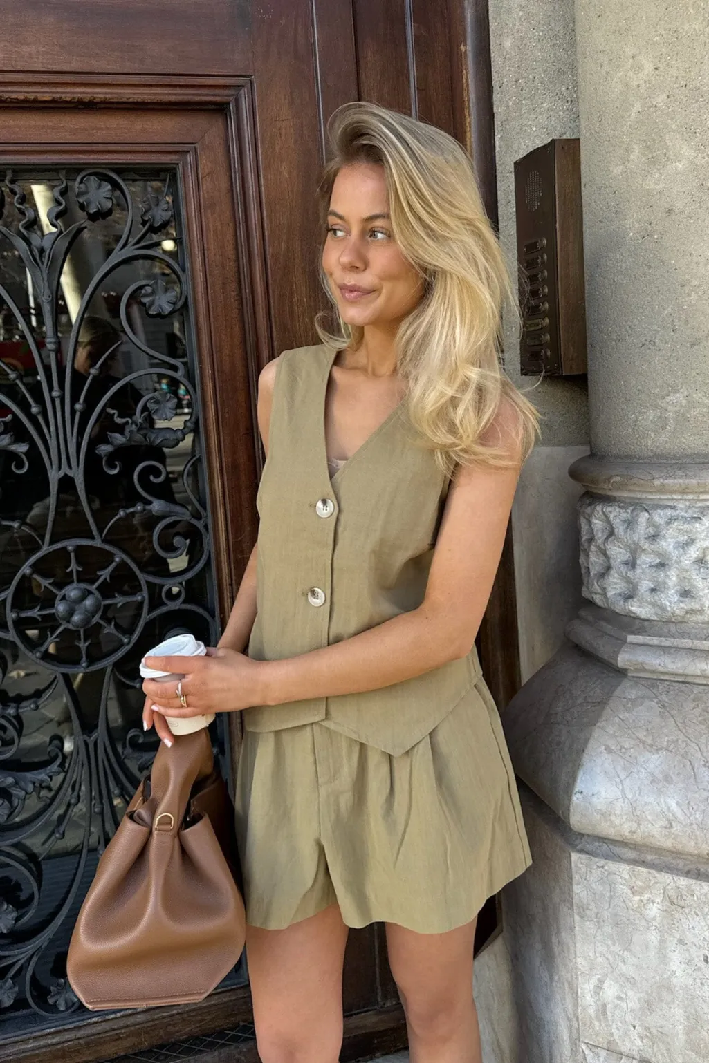 Celinaic Vest