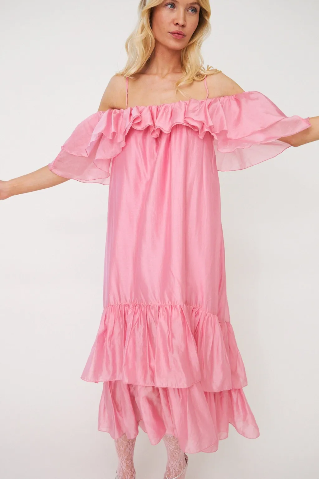 Crlively Dress C689