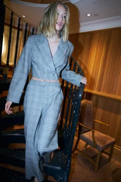 Crnate Blazer C581