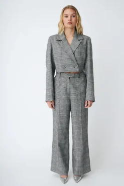 Crnate Blazer C581