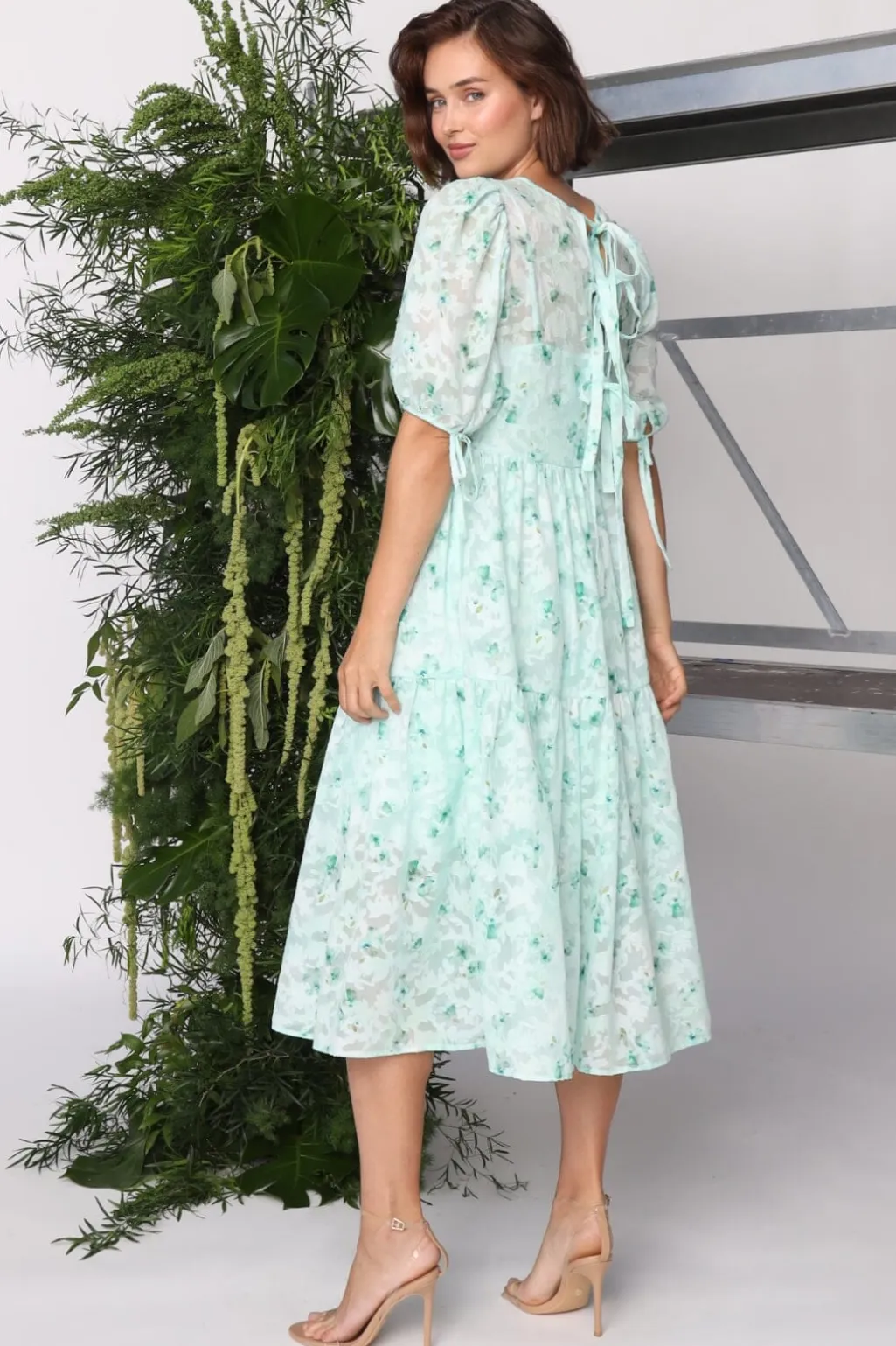 Crnicecras Dress C438