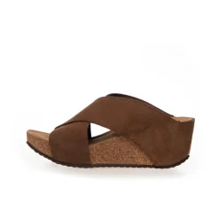 Csfrances 23 Suede CS7495
