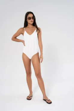 Daisy Milos Swimsuit Swimsuit Pews2609