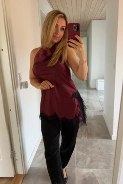 Dmhalterneck Lace