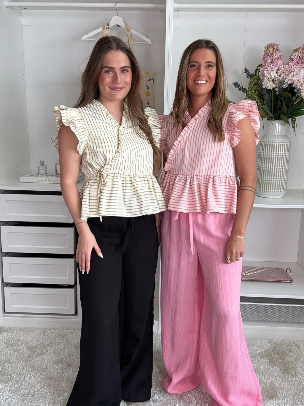 Dmkatarina And Josefine 158044B