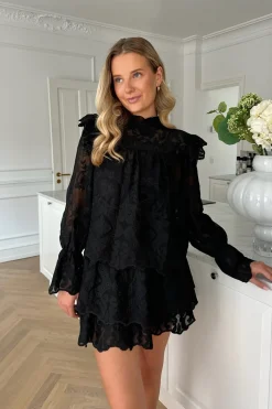 Ellinoric Lace Mini Skirt