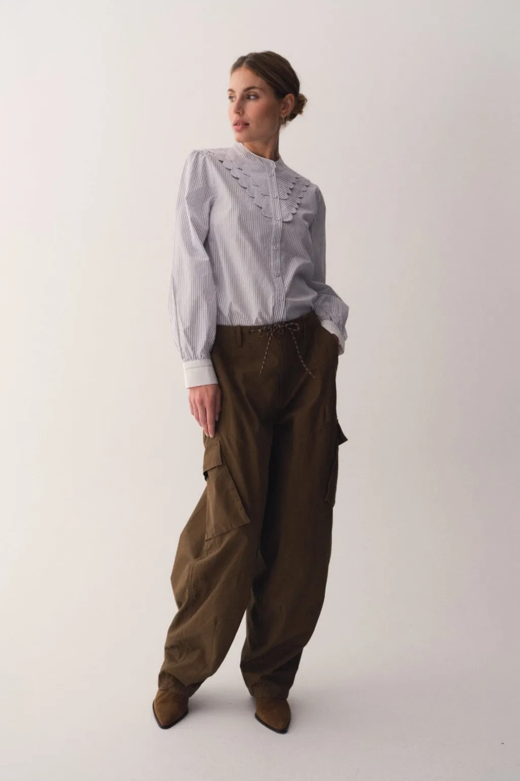 Gocarlinego Cargo Pants G2941