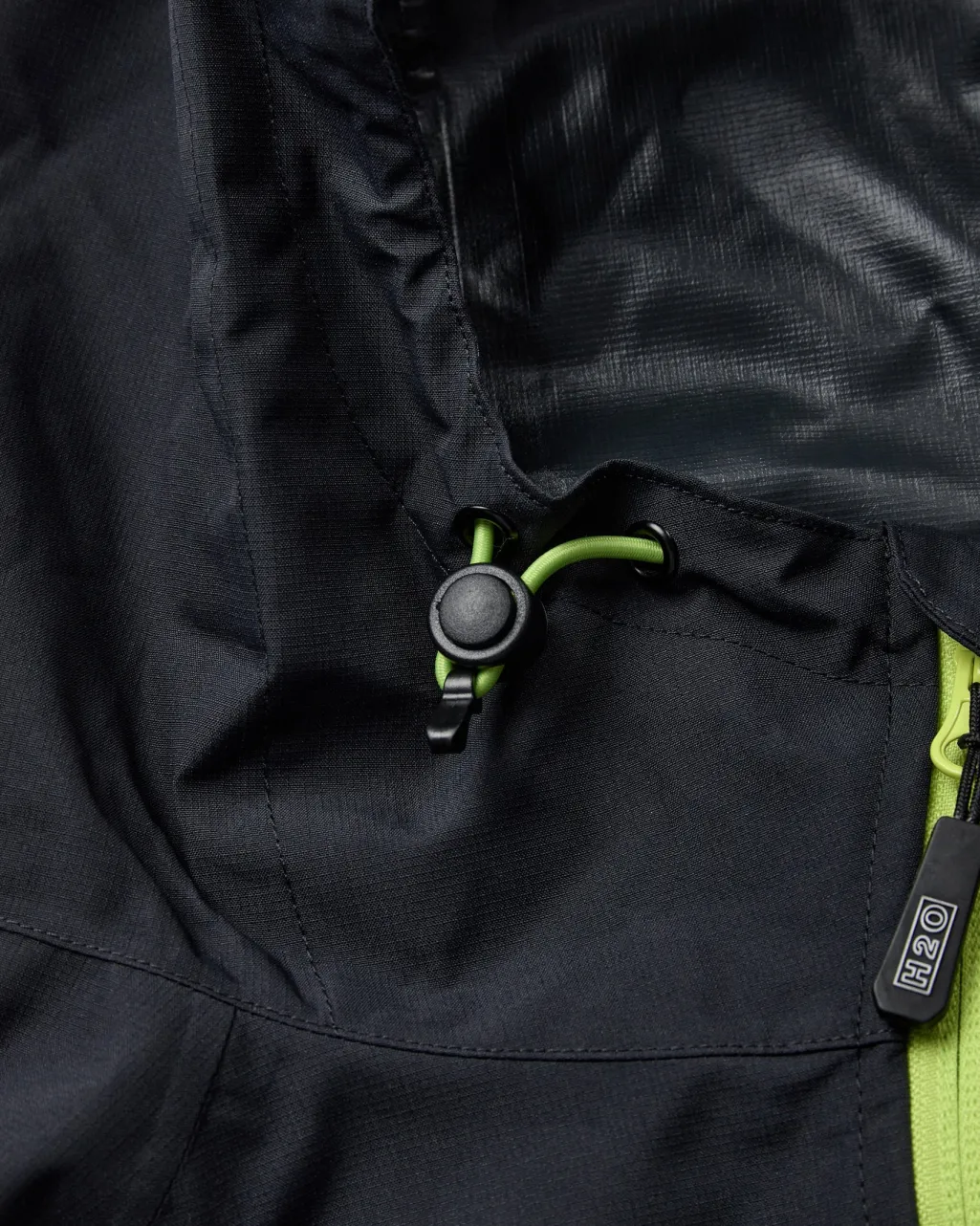 H2h2Rømø Festival Lw Rain Jacket Packable 100980-2