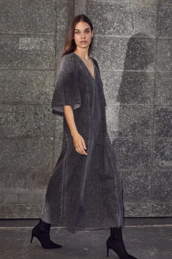 Hladenim Hem Dress Black HL10357