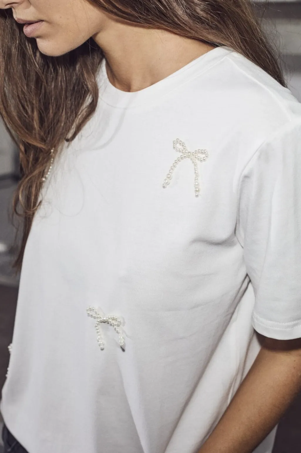 Hlapearl Bow Tee HL10027