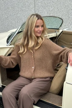 Idaic Cardigan