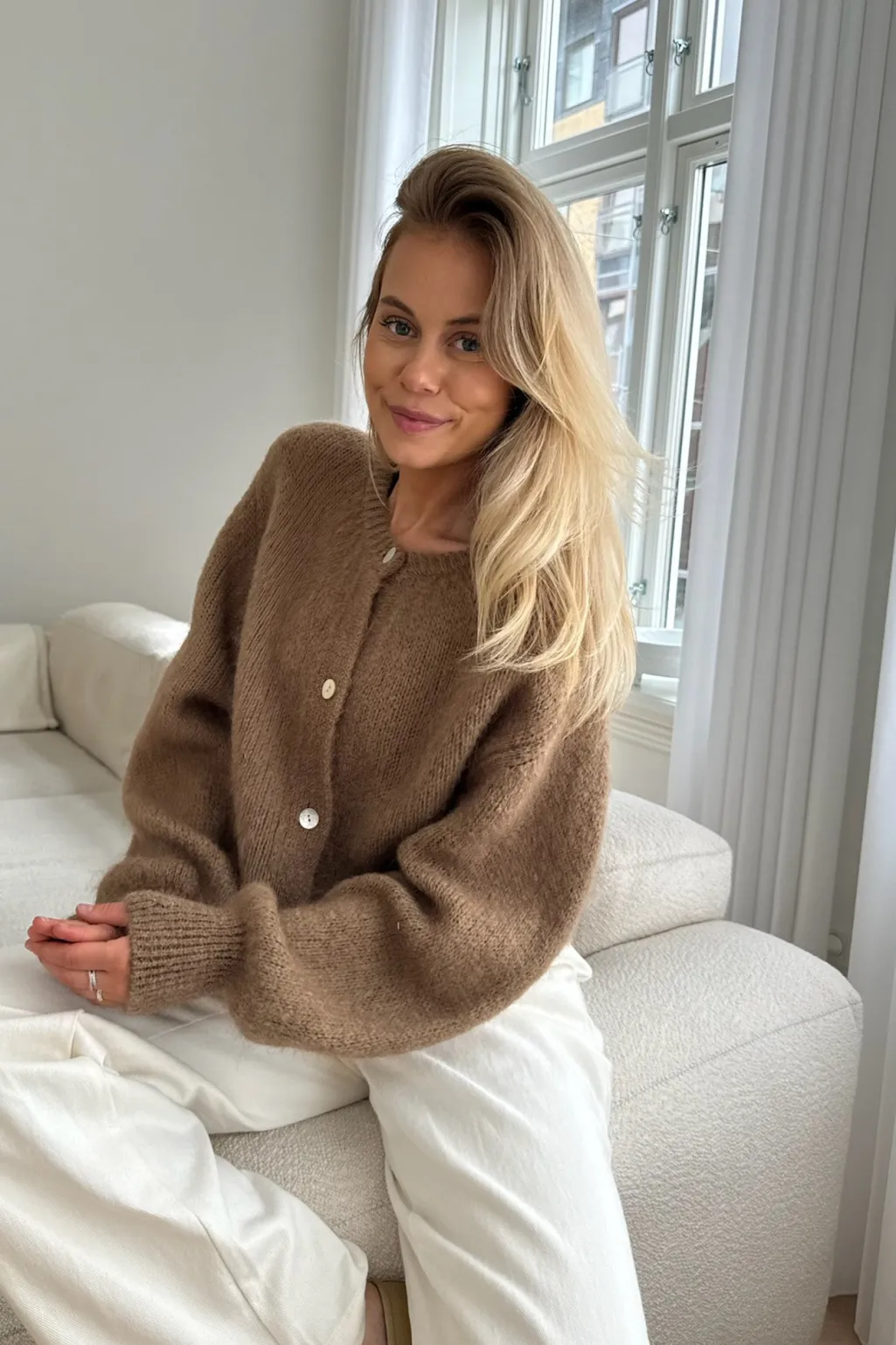 Idaic Cardigan