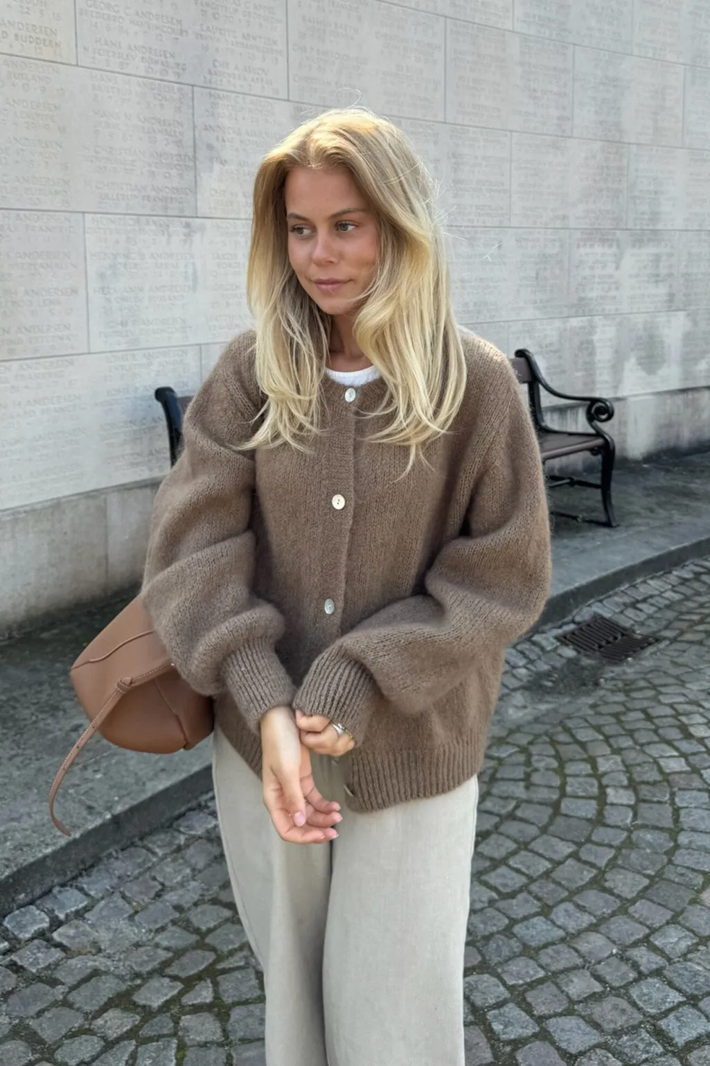 Idaic Cardigan