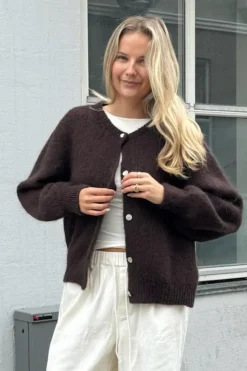 Idaic Cardigan
