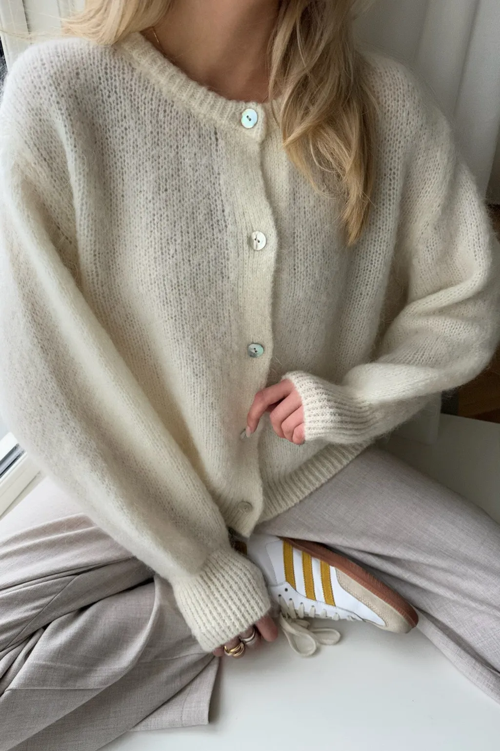 Idaic Cardigan