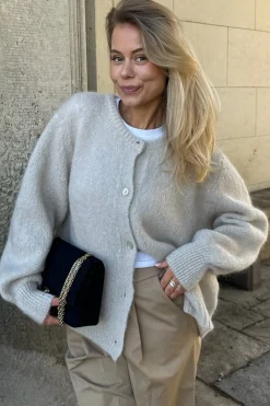 Idaic Cardigan