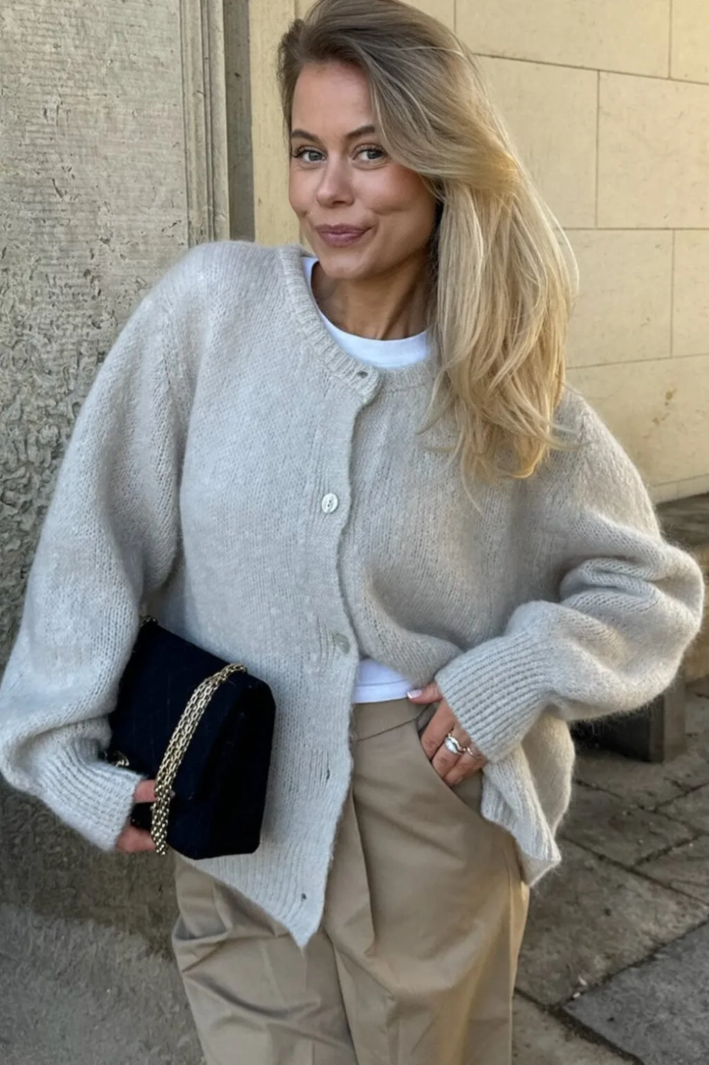 Idaic Cardigan
