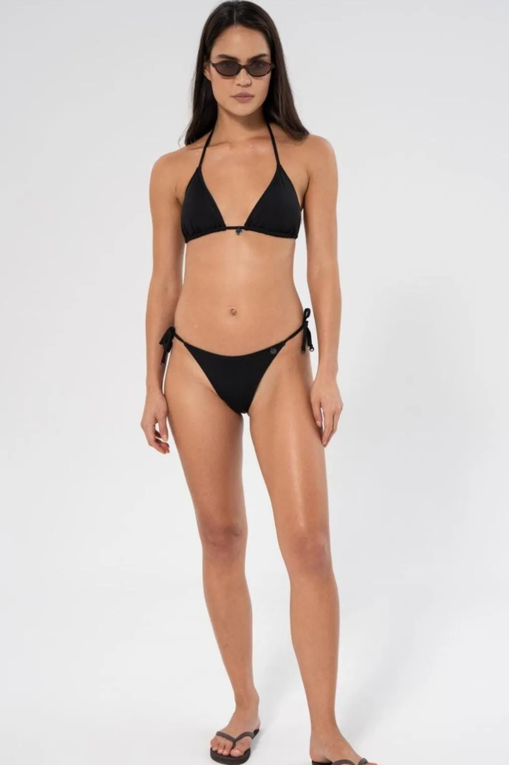 Iliana Solid Bottom Bikini Bottom Pews2639