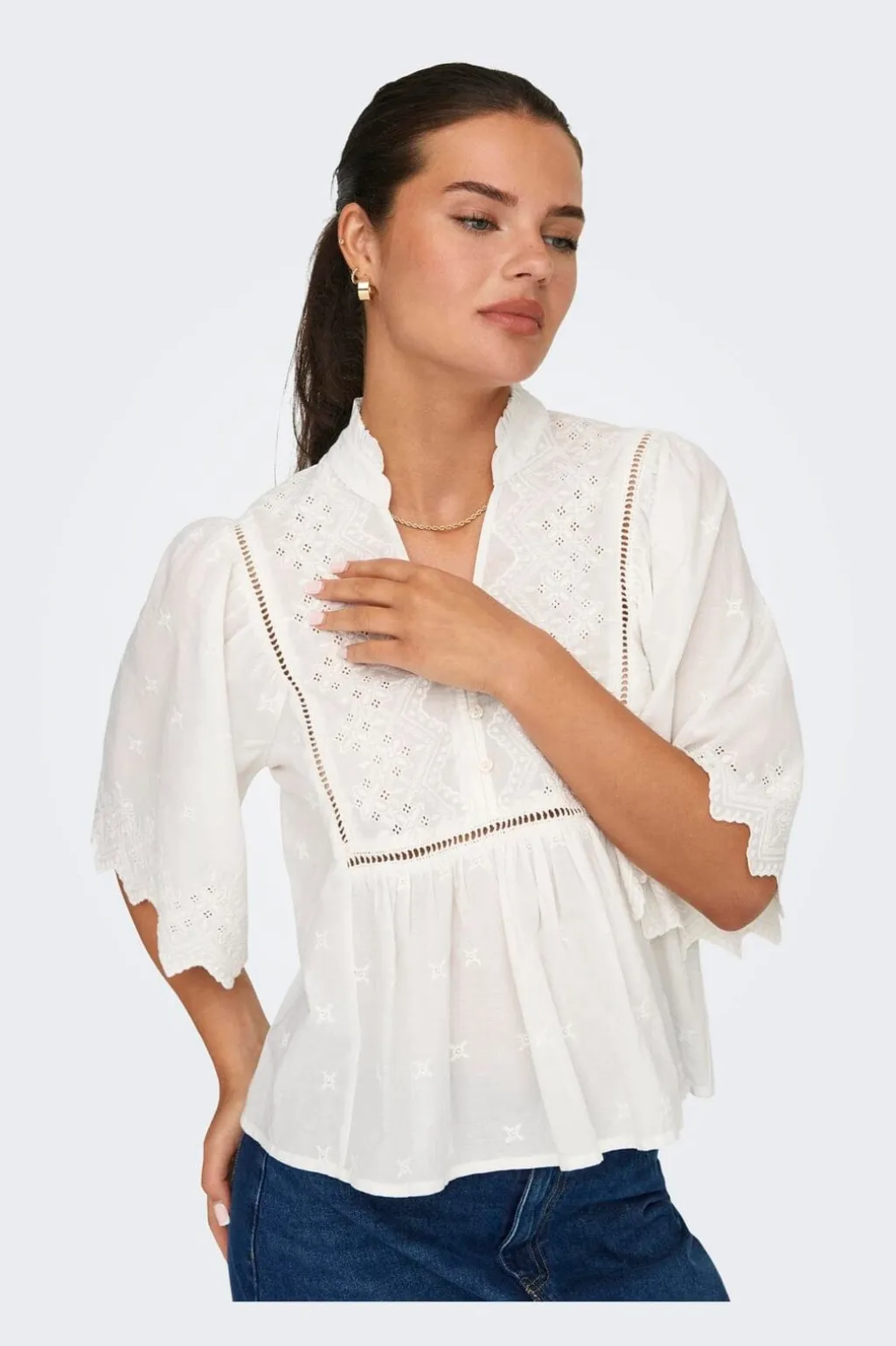 Jdymaya 2/4 Embroidery Top