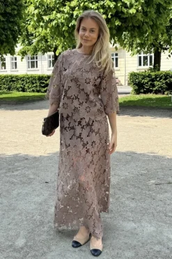 Klaraic Lace Maxi Skirt