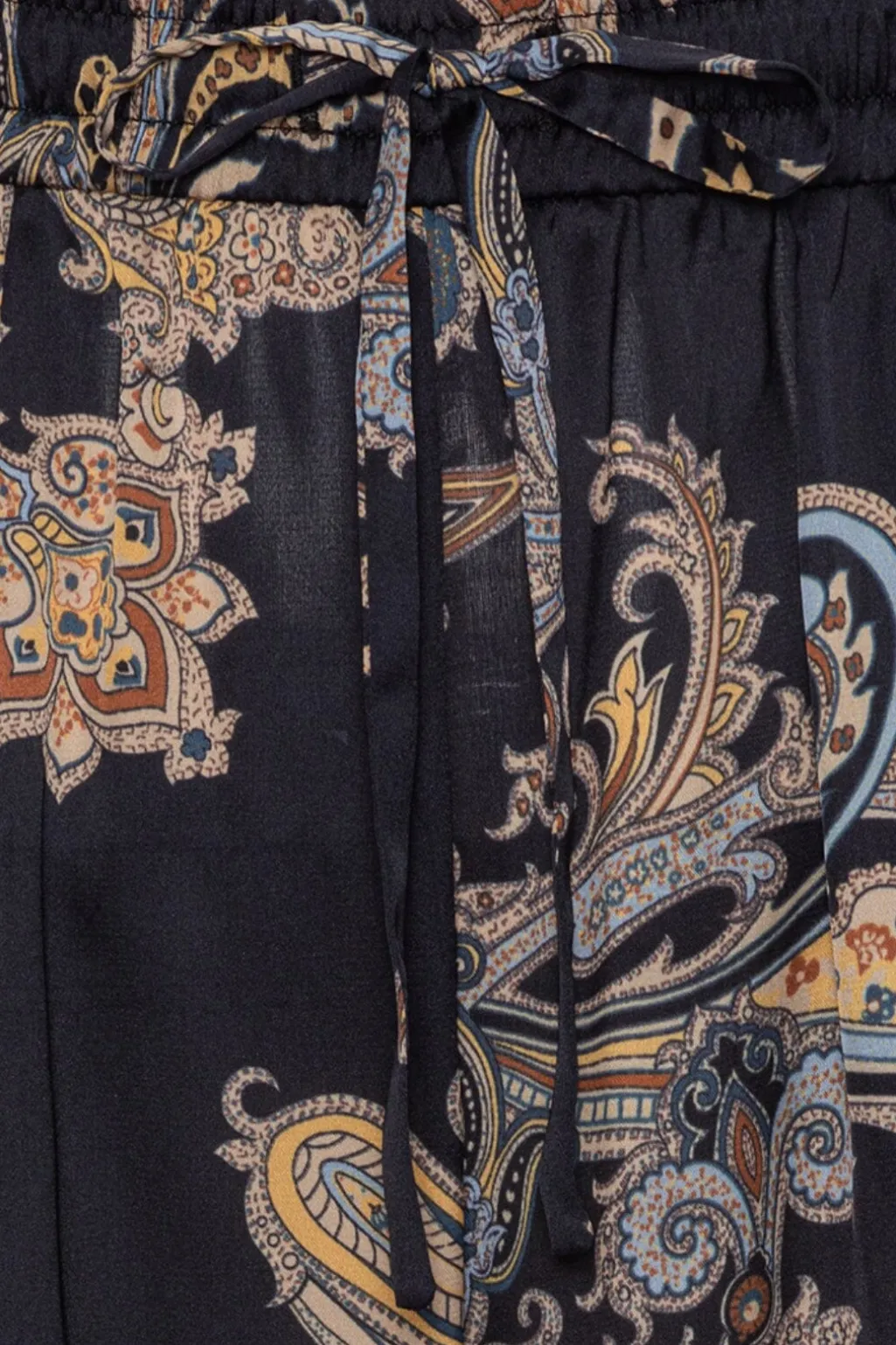 Kmcora Pants