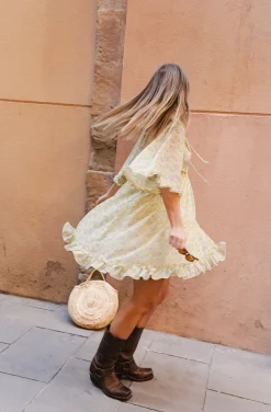 Linea Dress