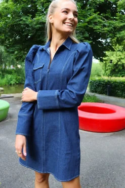 Ltasta-V-Neck Dress
