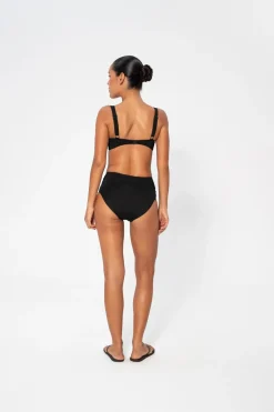 Lydia Solid Top Bikini Top Pews2134