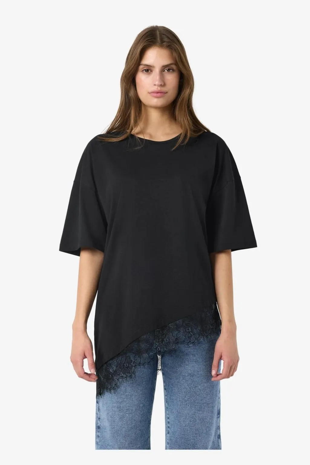 Nmeasy Lace Detail S/S T-Shirt