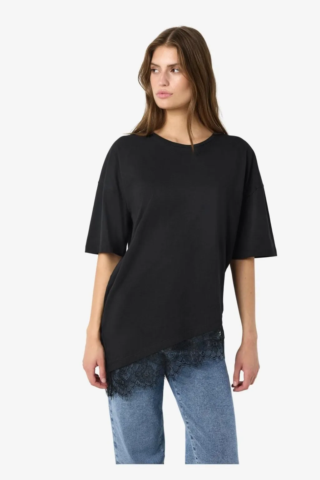 Nmeasy Lace Detail S/S T-Shirt