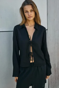 Nmleilani L/S Tie Top Fwd