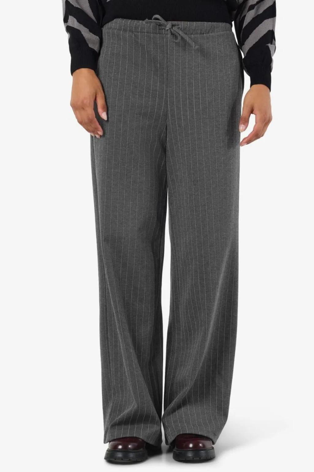 Nmmiel Nw Pinstripe Wide Pants Fwd