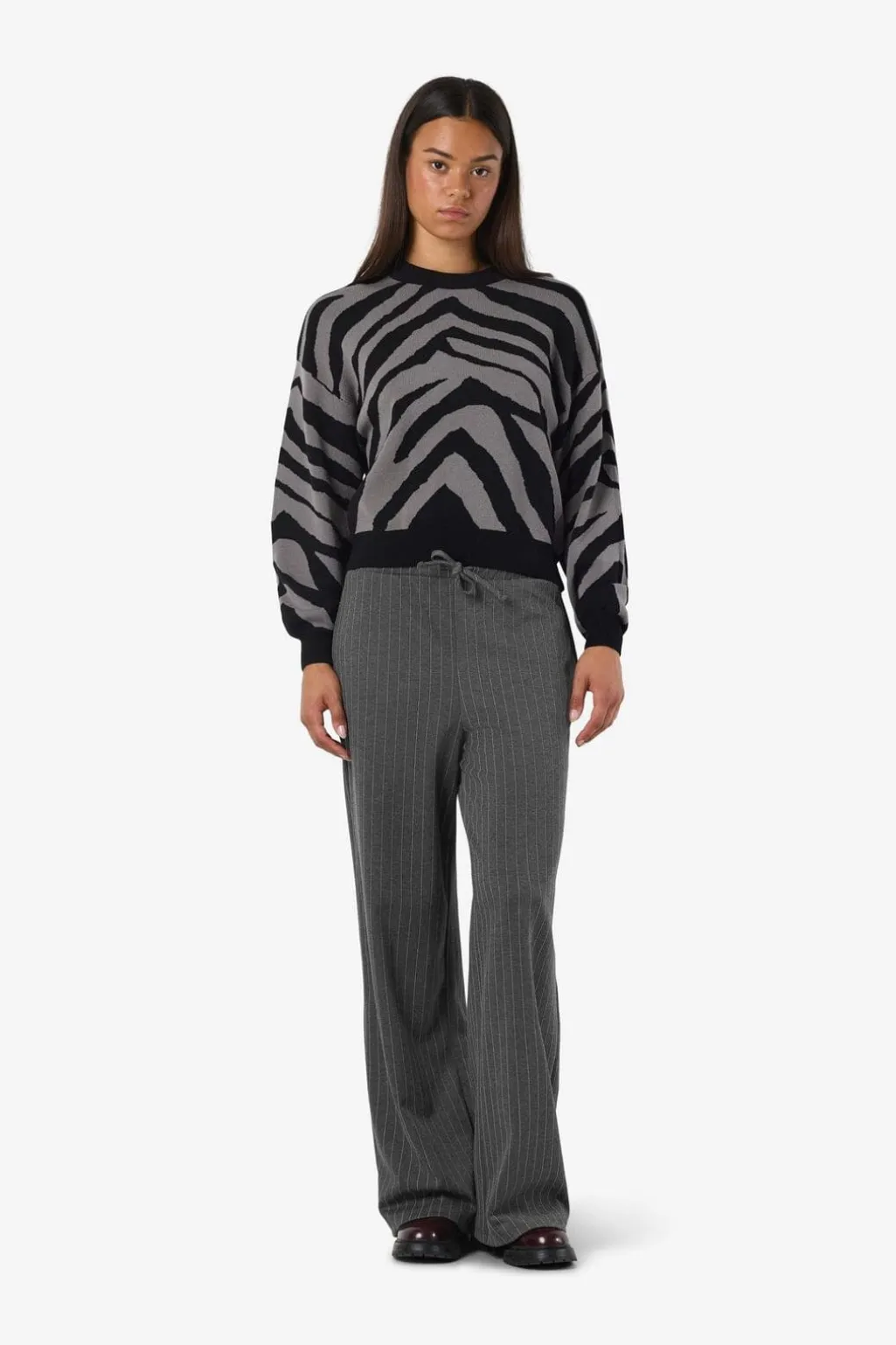 Nmmiel Nw Pinstripe Wide Pants Fwd