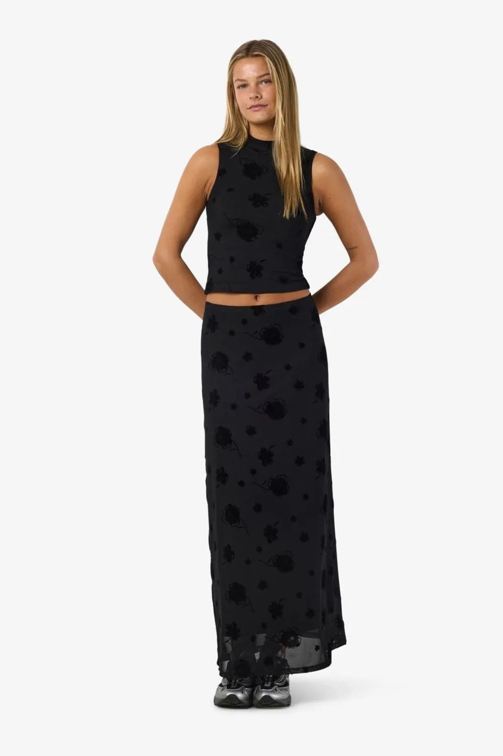 Nmriley Highneck Mesh Flock Top