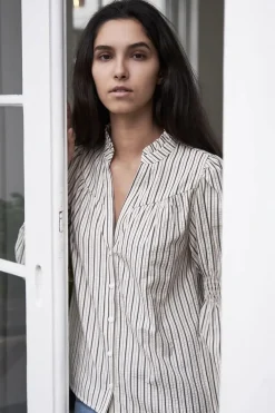 Nncamilla Contrast Blouse 164669
