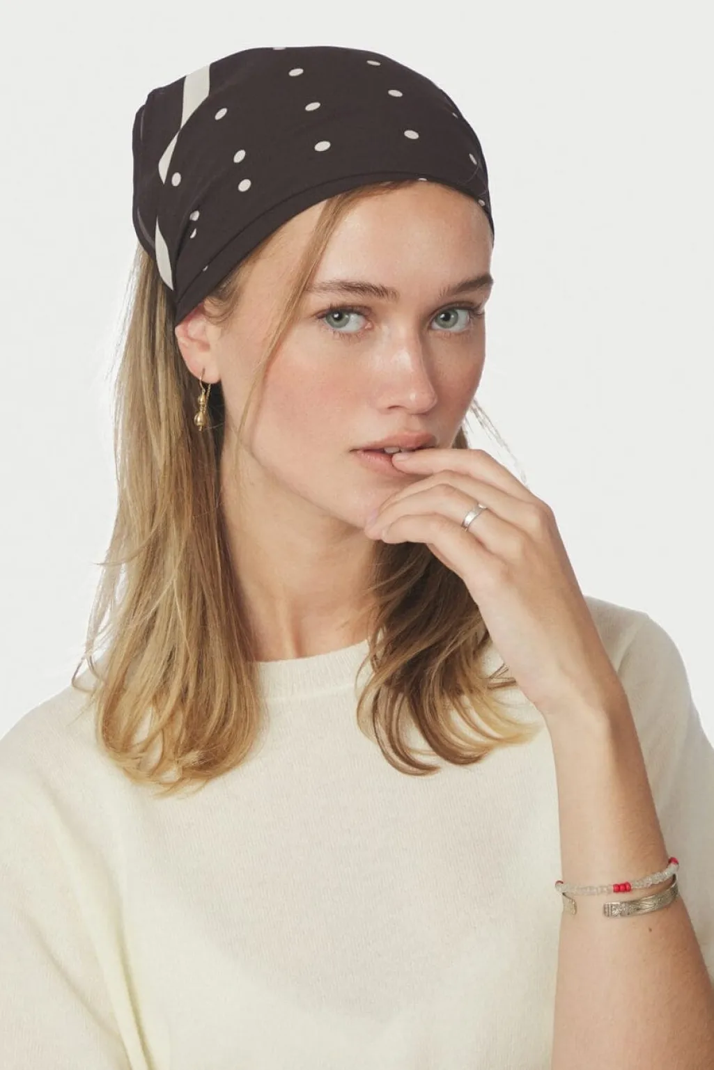 Nnjudy Dot Scarf 168236