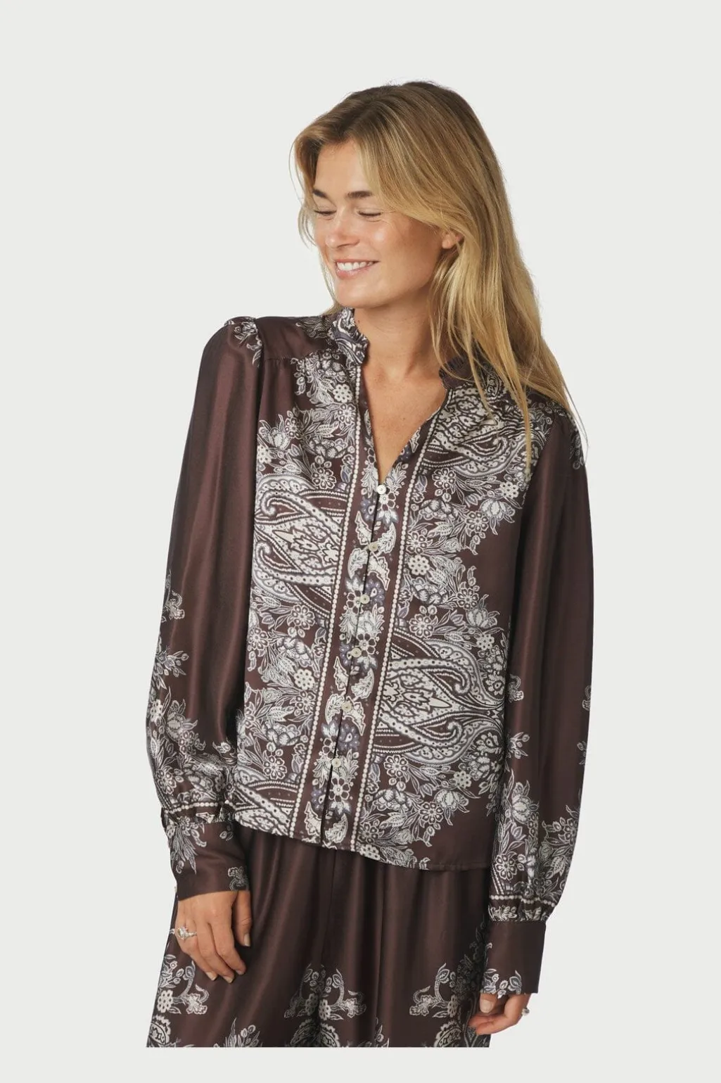 Nnmassima Paisley Border Blouse 160960