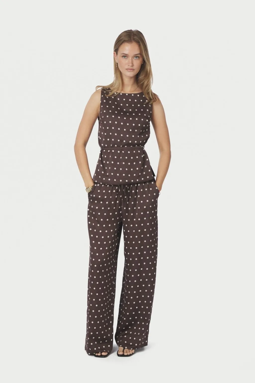 Nnnassa Big Dot Top 167904