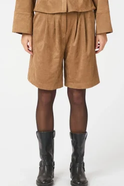 Nnnika Faux Suede Bermuda Shorts 164474